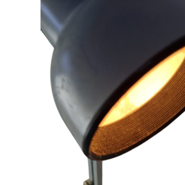 Industri arkitektlampe | Dansk design | Grålakeret metal