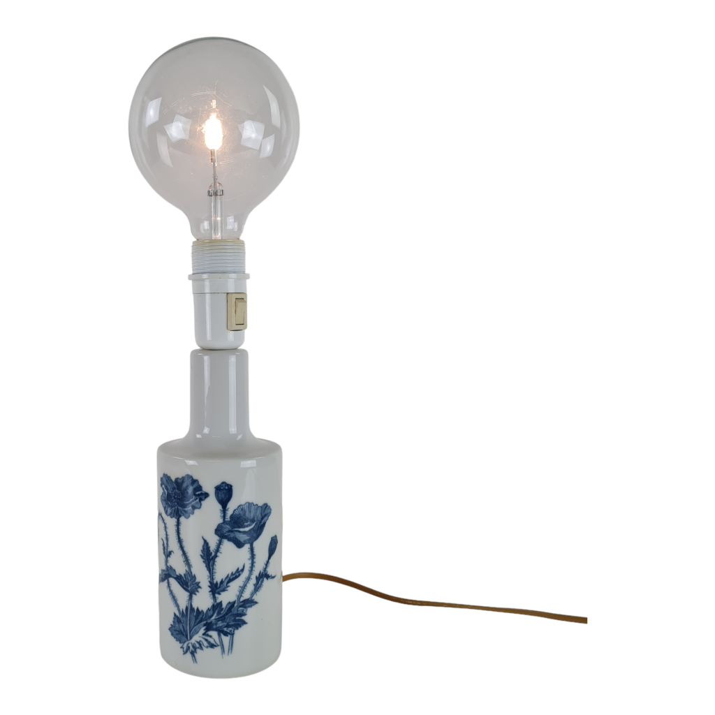 bordlampe-i-porcel-n-kaj-lange-royal-copenhagen-fog-m-rup