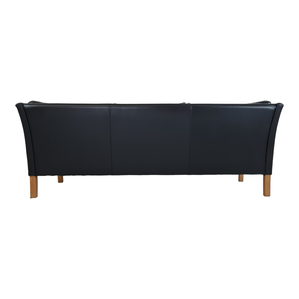 3 personers Sofa Takashi Okamura and Erik Marquardsen Skipper