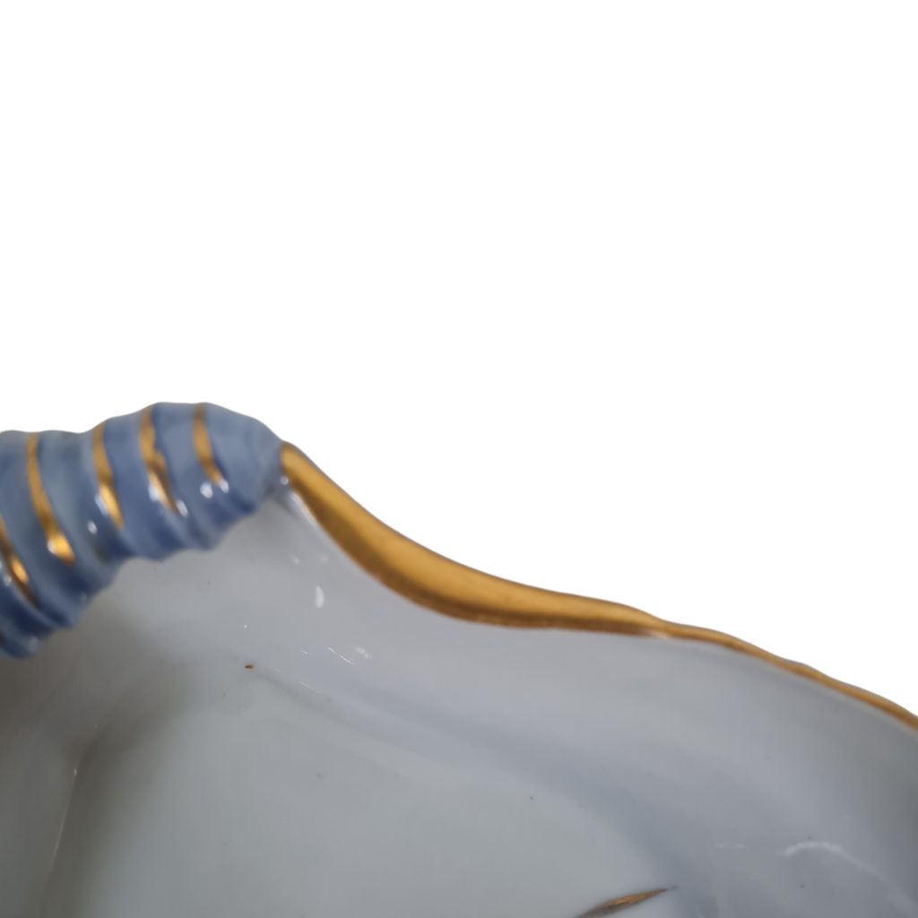 Mussel bowl model 42, with gold The seagull frame Bing & Grøndal