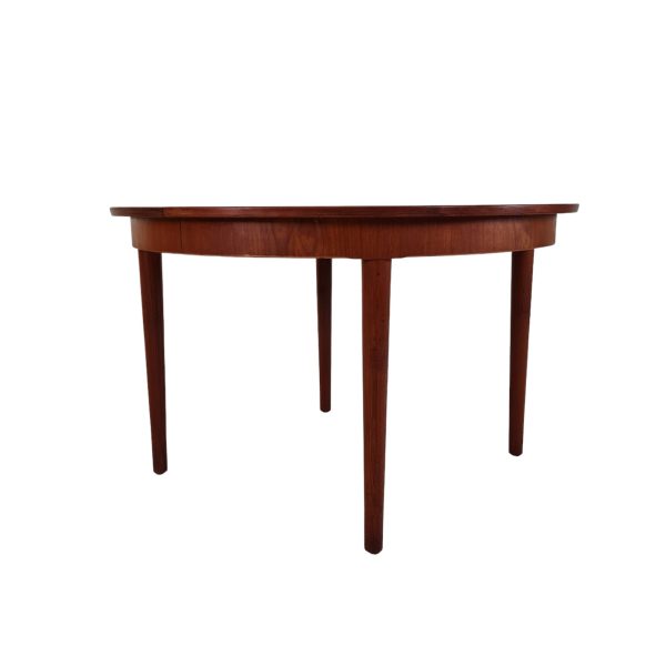 Rundt spisebord med 3 tillægsplader | Dansk design | Teak