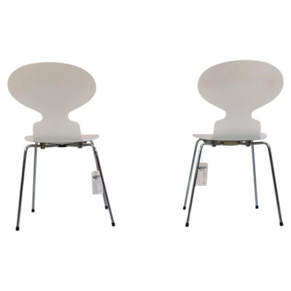Spisebordsstol model 3101 | Arne Jacobsen | Fritz Hansen | Hvidlakeret formpresset finer & stel af stål