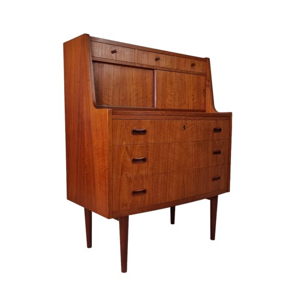 Chatol med 3 skuffer, 3 små skuffer & 2 skydelåger | Dansk design | Teak