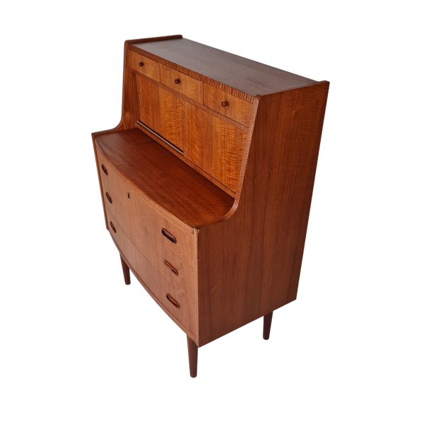 Chatol med 3 skuffer, 3 små skuffer & 2 skydelåger | Dansk design | Teak