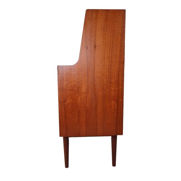 Chatol med 3 skuffer, 3 små skuffer & 2 skydelåger | Dansk design | Teak