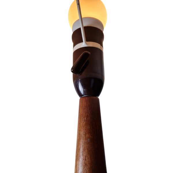 Bordlampe med plisseret skærm | Dansk design | Teak