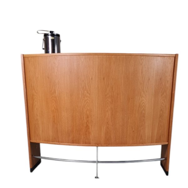 Bar | Erik Buck | Dyrlund | Eg & Sort formica