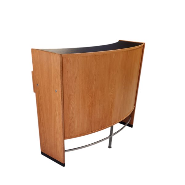 Bar | Erik Buck | Dyrlund | Eg & Sort formica