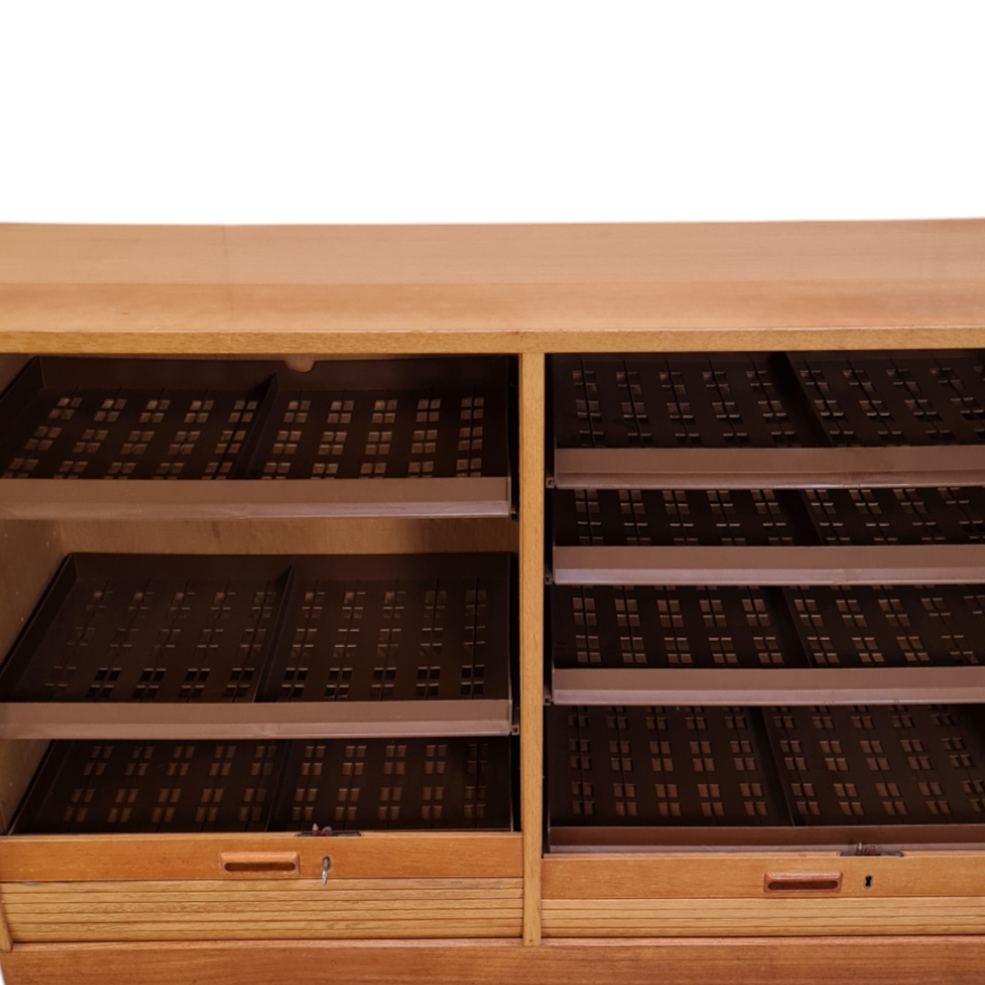 Dobbelt arkivskab med jalousilåger | Dansk design | Eg