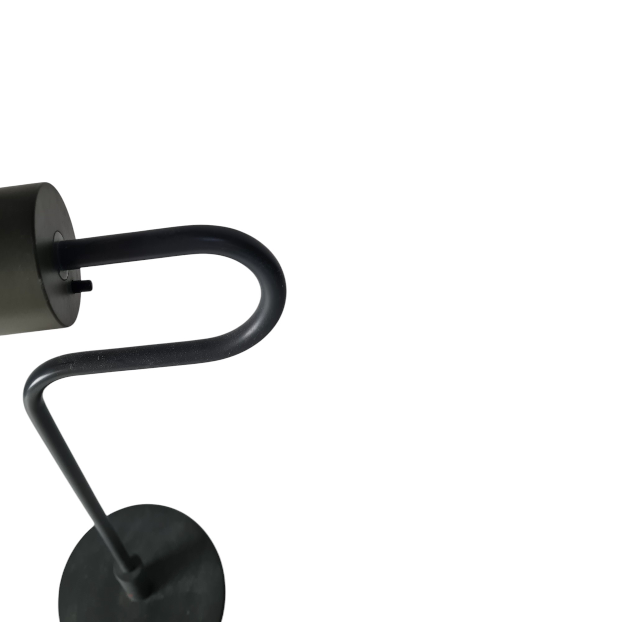 Bordlampe model Flamingo | Jørgen Møller | Royal Copenhagen | Matsort metal