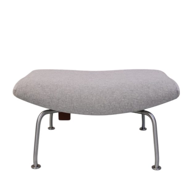 OX ottoman model 1002 | Hans Wegner | Fredericia Furniture | Uld