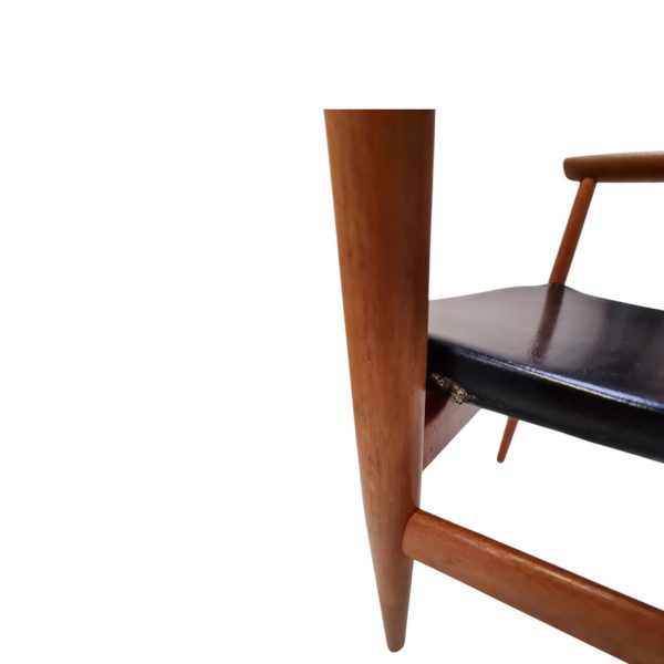 Armstol model GM11 | Svend Aage Eriksen | Glostrup Møbelfabrik | Teak & kunstlæder