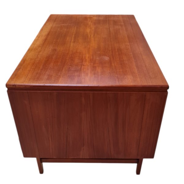Skrivebord med 9 skuffer | Dansk design | Teak