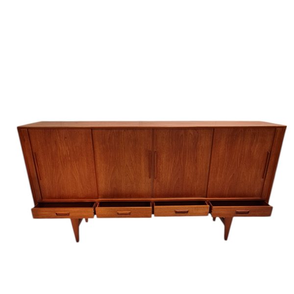 Skænk med 4 låger og 4 skuffer i front | Dansk design | Teak