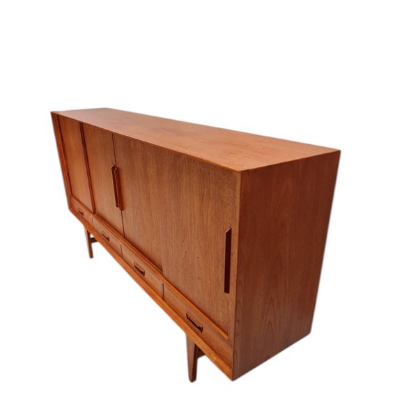 Skænk med 4 låger og 4 skuffer i front | Dansk design | Teak