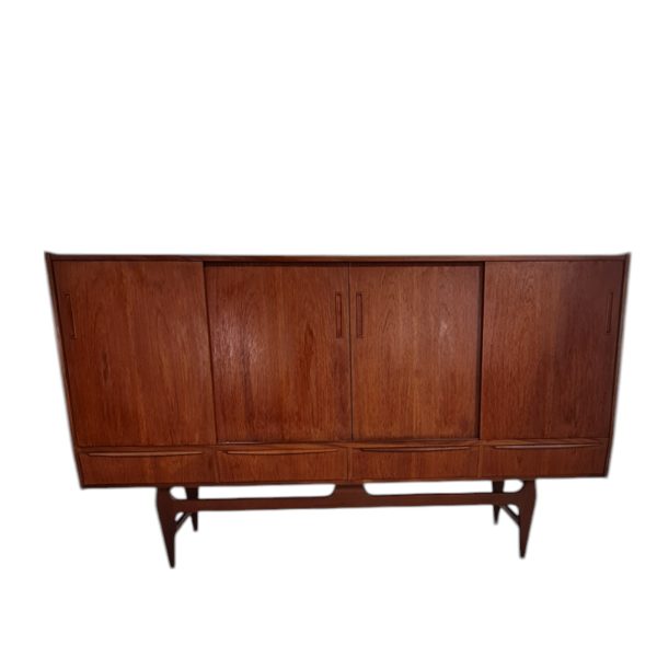 Skænk med 4 låger og 4 skuffer | Dansk design | Teak