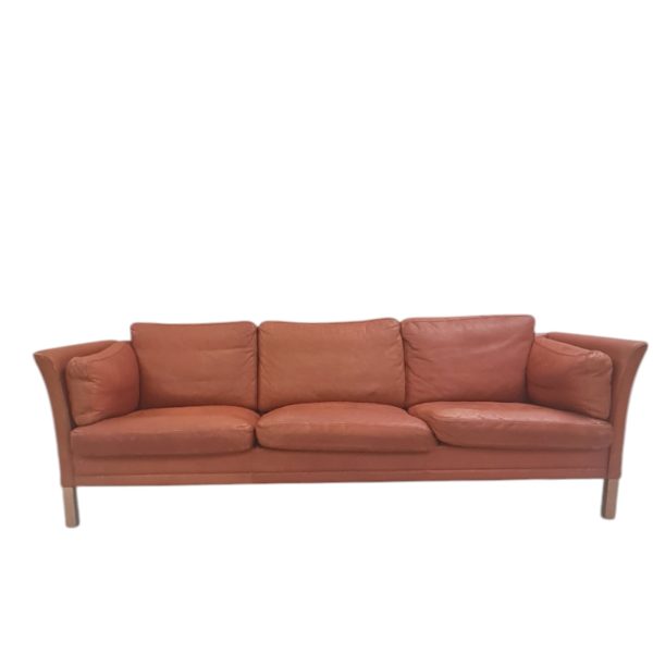 3Personers sofa model MH 2225 | Mogens Hansen | Cognagfarvet læder og ben af eg