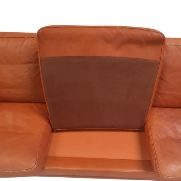 3Personers sofa model MH 2225 | Mogens Hansen | Cognagfarvet læder og ben af eg