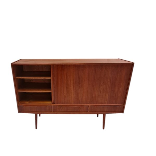 Stor skænk med 3 låger og 3 skuffer | Dansk design | Teak