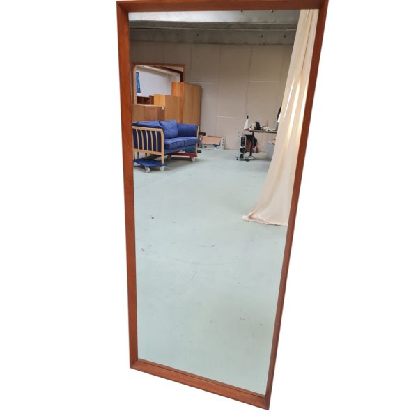 Væghængt spejl | TW Spejlet | Teak