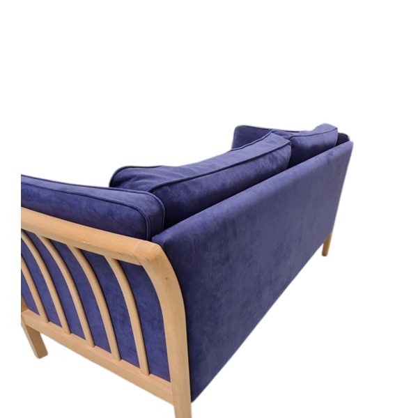2 Personers sofa | Dansk design | Lakeret Bøg & Alcantara