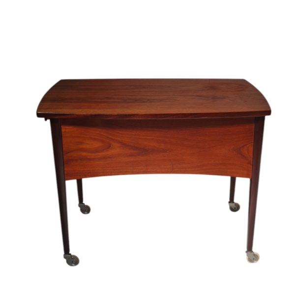 Sybord på hjul | Dansk design | Teak
