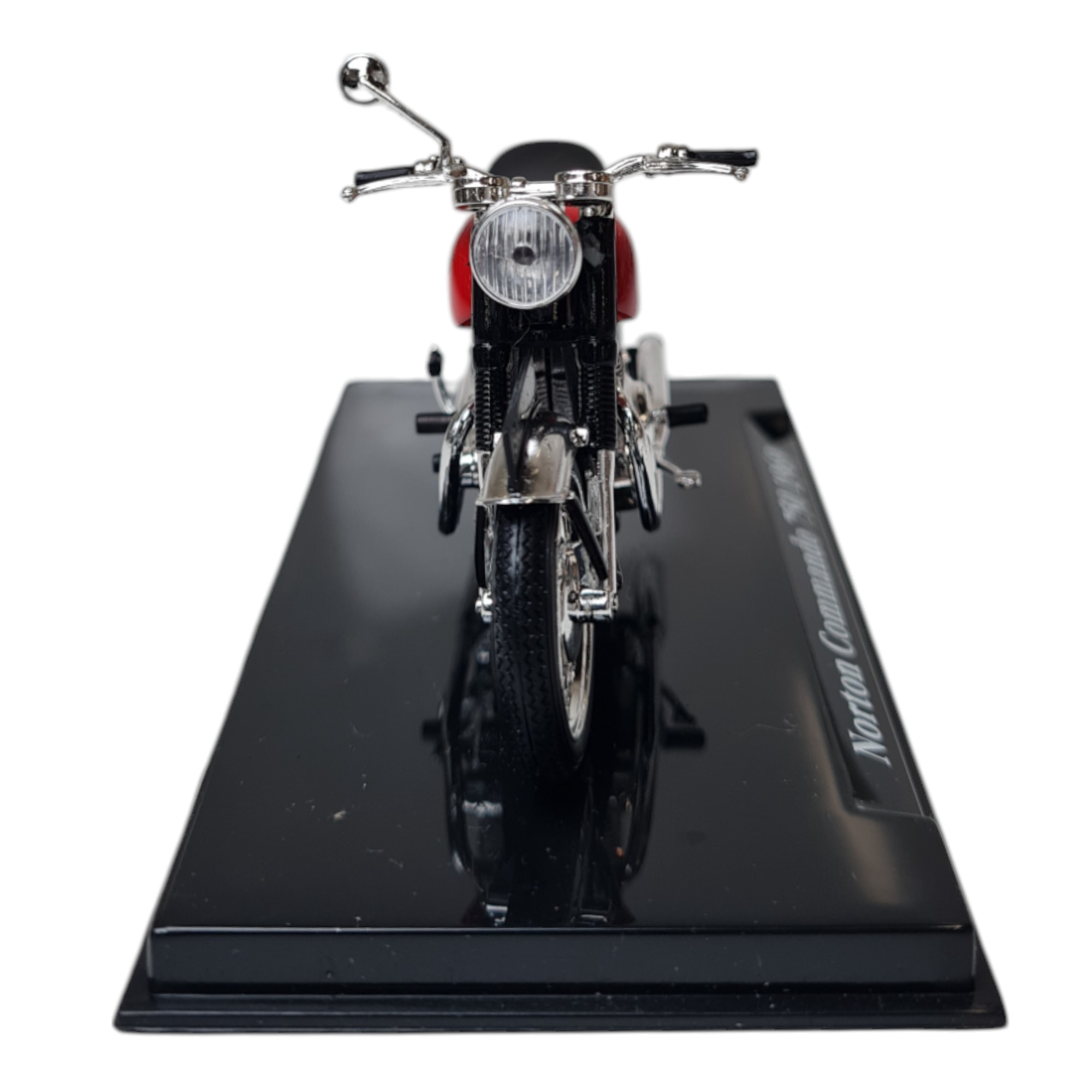 Model motorcykel Norton Commander