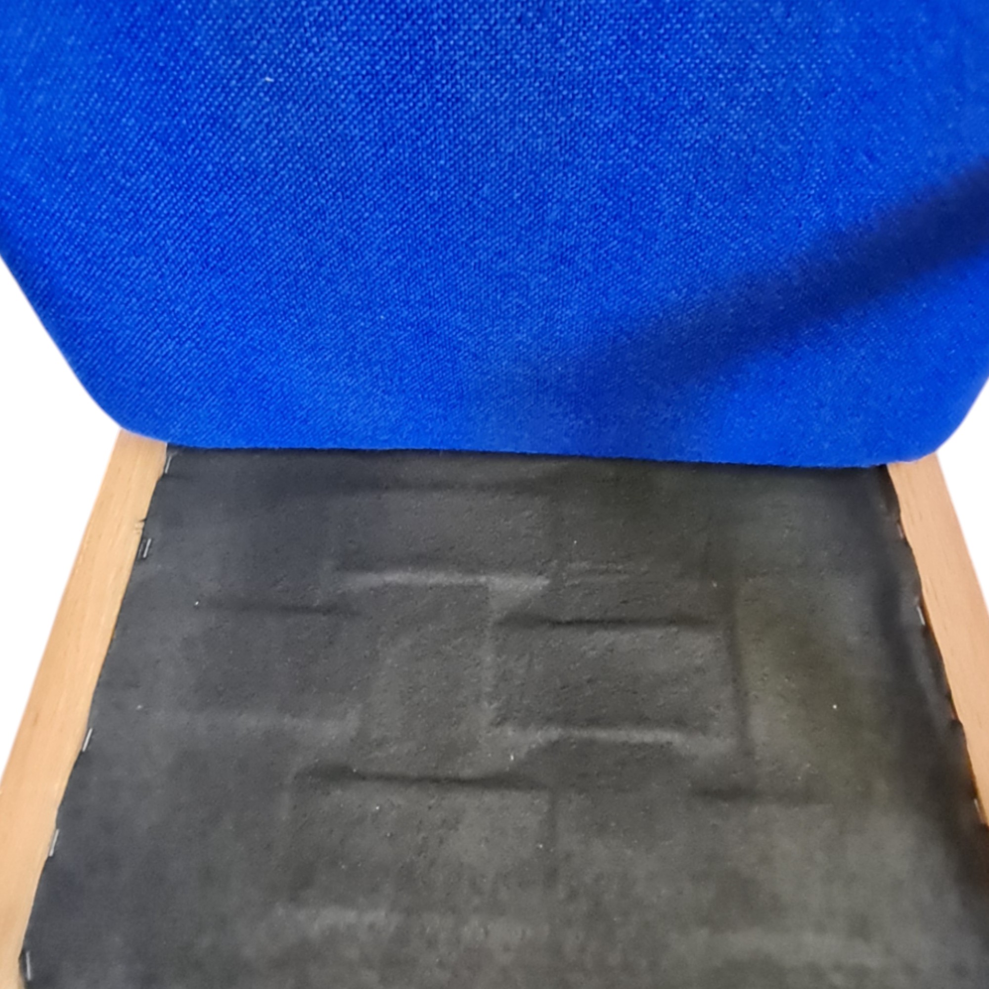 Armstol model 2257 | Børge Mogensen | Fredericia Furniture | Lakeret bøg blå uld