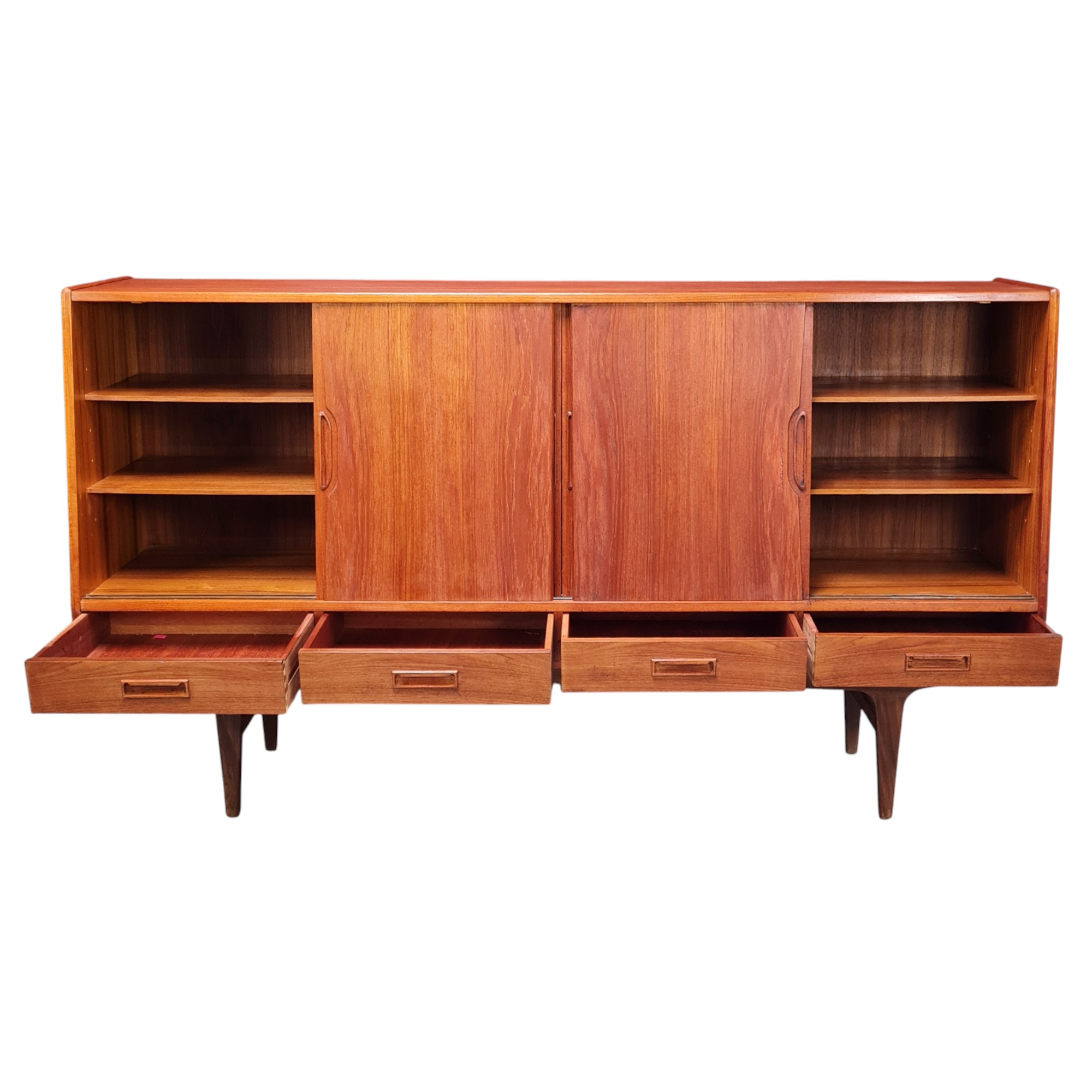Stor skænk med 4 skydelåger og 4 skuffer | Dansk design | Teak