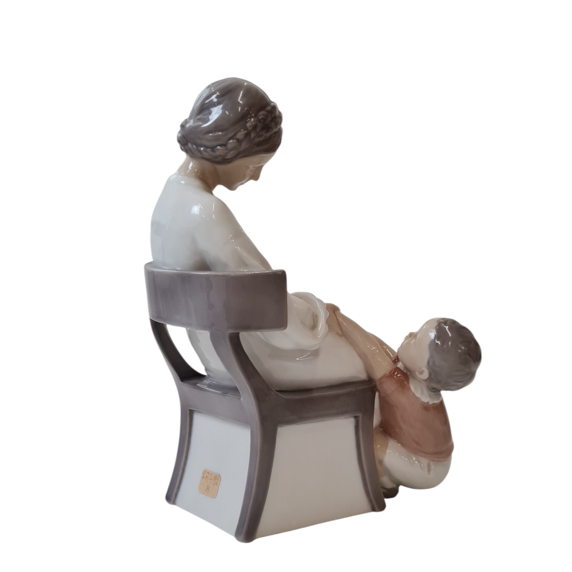 Porcelænsfigur Model 1642 Dicks Mama | Ingeborg Plockross Irminger | Bing & Grøndahl