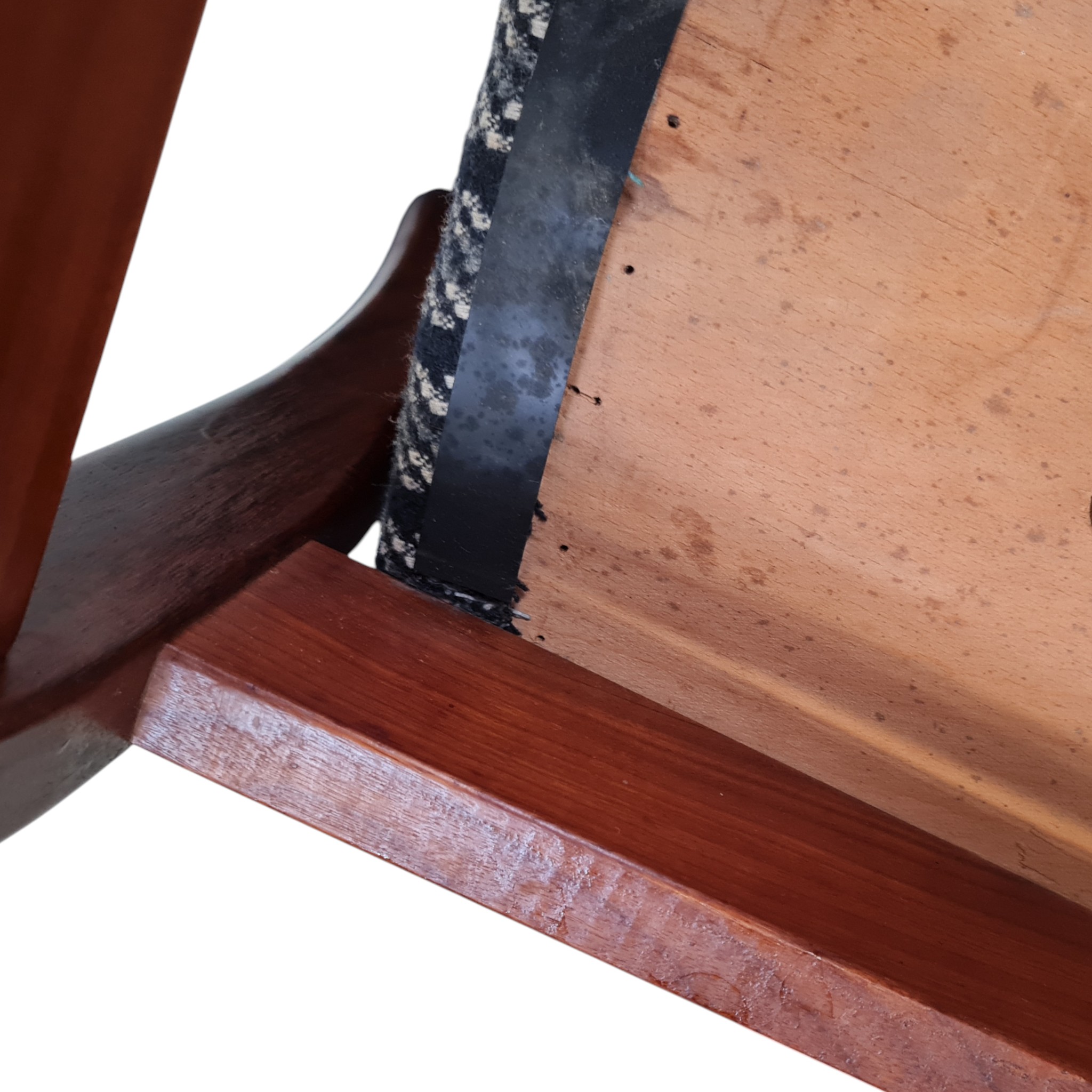 Spisebordsstol | Falsled stole og møbelfabrik | Bejdset bøg og teak polstre sæde